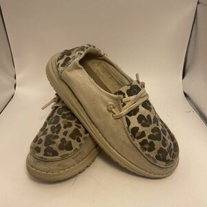 Hey Dude Women Size‎ 4 Shoe Wendy Cheetah Grey Slip On Canvas Lifestyle Moccasin